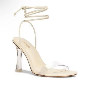 NEW Larroude Gloria Heels Vinyl Clear Ivory Size 8.5
